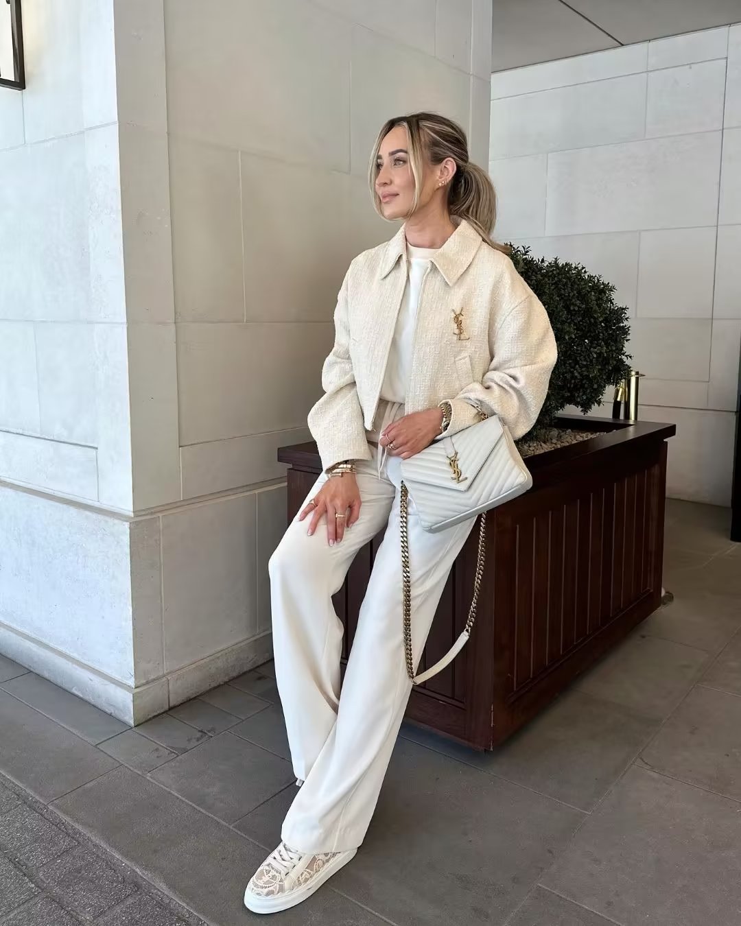 Amara | Elegant Boucle Jacket